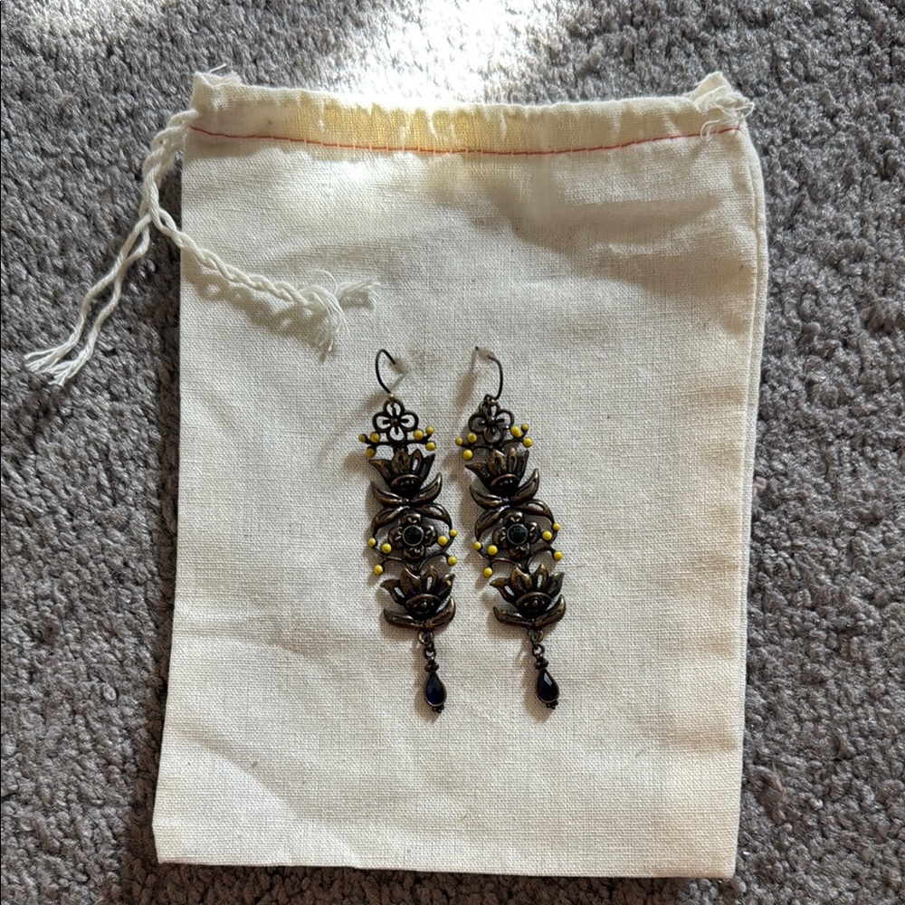 Lucky Brand dangle earrings